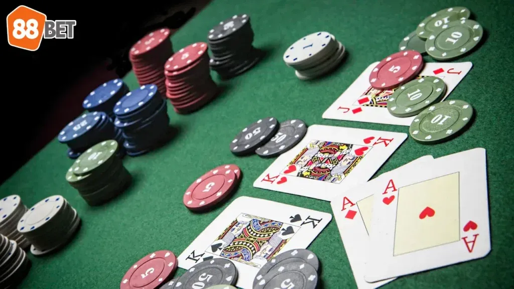chiến thuật Bluffing trong Poker